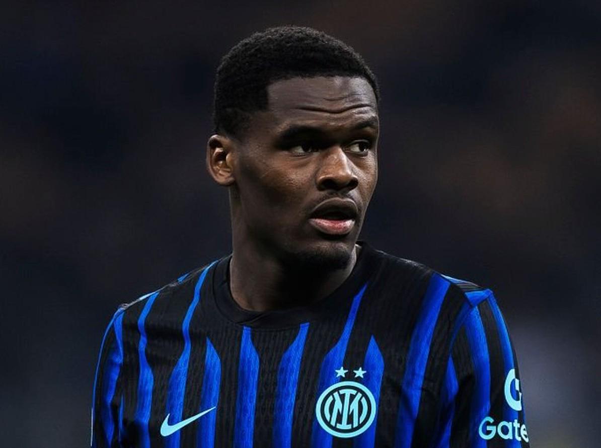 世界杯实时比分-意媒：博尼轻微小腿肌肉紧张，将缺席意杯半决赛但能出战德比